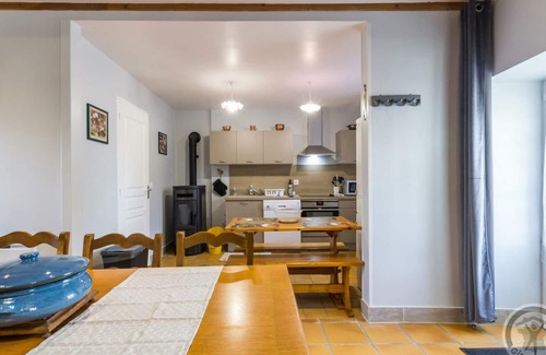 Varouville Cottage | Charming Historic House, Fully Equipped with Modern Amenities, Close to Stunning Cotentin Coast
