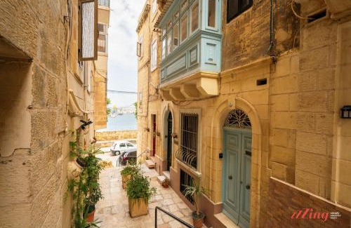 Senglea House | Charming Historic Home with Rooftop Views