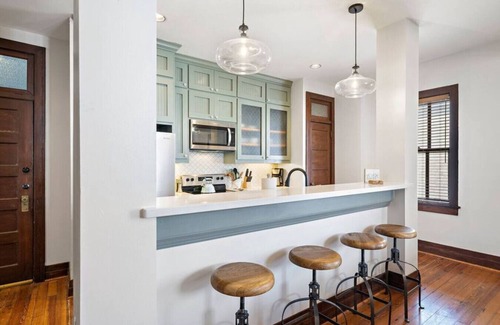 Galveston Apartment | Charming Historic Loft, 3 Blocks from The Strand