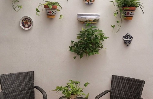 Catedral House | Charming historic Spanish colonial home in exclusive street