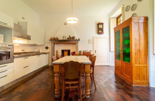 Civenna Villa | Charming Historic Villa with Garden and Stunning Lake view, in Civenna