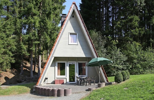 Untervalme House | Charming holiday home near the ski area