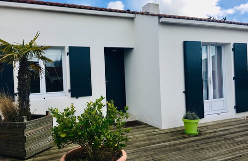 Les Sables d'Olonne House | Charming house 90m ² renovated ground floor, in the district of La Chaume