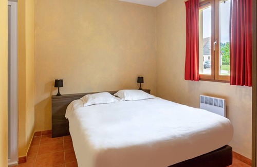 Lacapelle-Marival House | Charming holiday home in Lacapelle-Marival with terrace