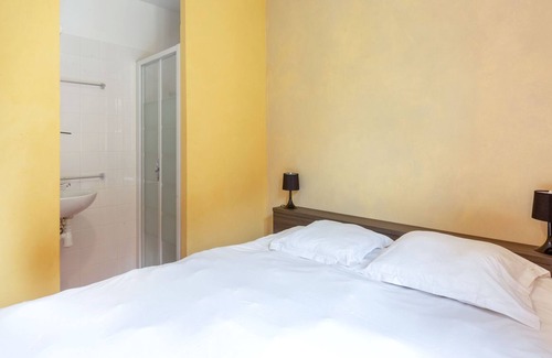 Lacapelle-Marival House | Charming holiday home in Lacapelle-Marival with terrace