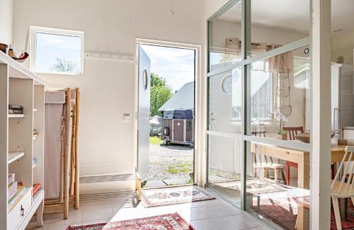 Laholm Apartment | Charming holiday apartment on a rural farm outside Laholm