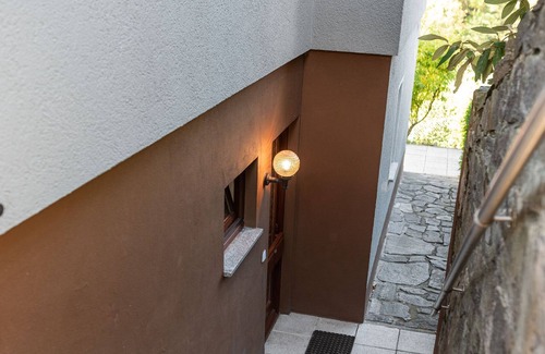 Schiltach Apartment | Charming Holiday Home in Lehengericht near the Forest