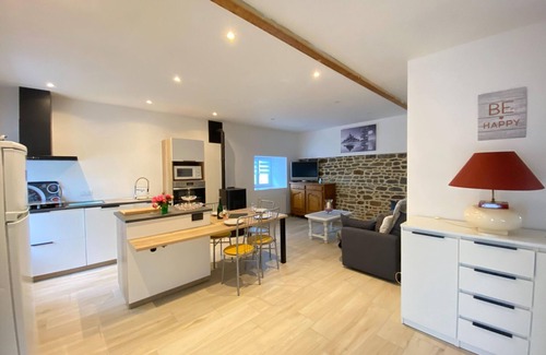 Bacilly House | Charming holiday home, near Mont St-Michel.