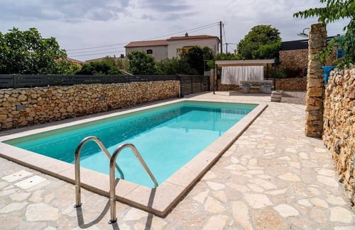 Garica Villa | Charming holiday home Padrone in a quiet environment