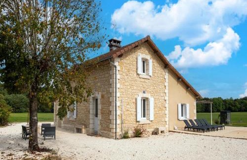 Hautefort House | Charming Holiday Home with Private Pool