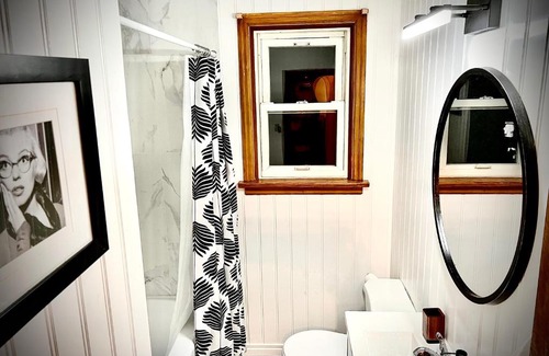 Thunder Bay Apartment | Charming Home Away from Home