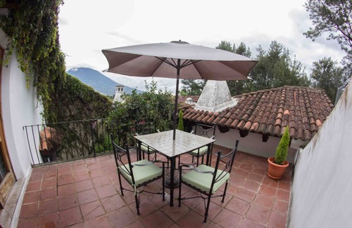 Antigua Guatemala House | Charming Home, Beautiful Decorated in famous Central Antigua