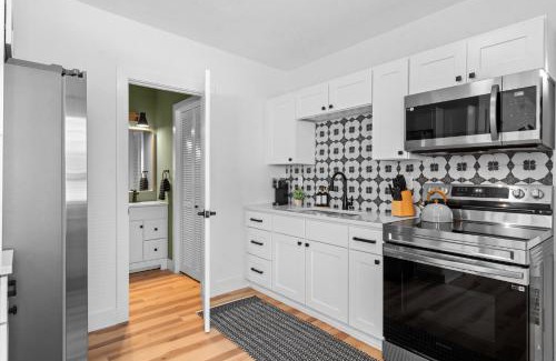 Ohio City House | Charming Home in Cleveland 3219