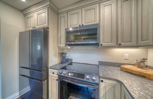 Salida House | Charming home in Downtown Salida on D st! Newly remodeled!