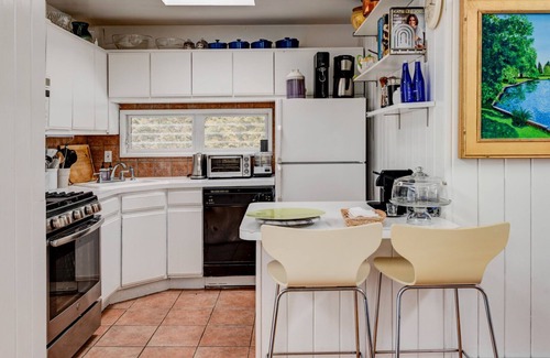 Clearwater Beach House | Charming Home in East Hampton, Near Clearwater Beach w/Private Pool
