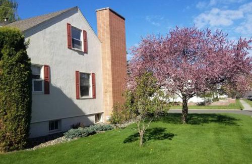 Grangeville Apartment | Charming Home In Quiet Grangeville Neighborhood