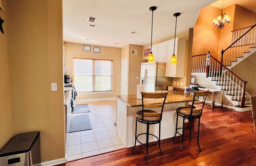 Pocono Pines House | Charming Home in the Poconosn 4-bedroom house with WiFi and AC in Pocono Pines