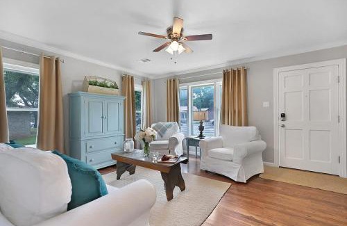 Fredericksburg House | Charming Home Just 4 Blks from Main St!