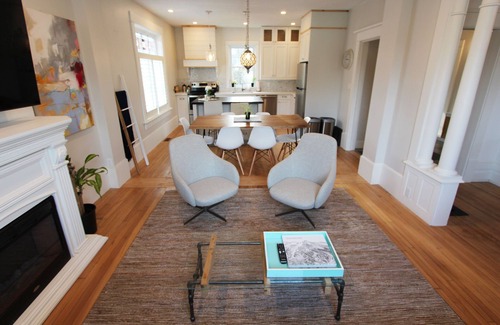 Meaford House | Charming Home, Minutes to Beach, Downtown Meaford