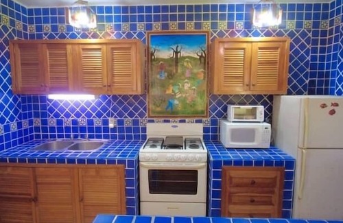 Hidalgo House | Charming Home With King Size Beds And Ocean View