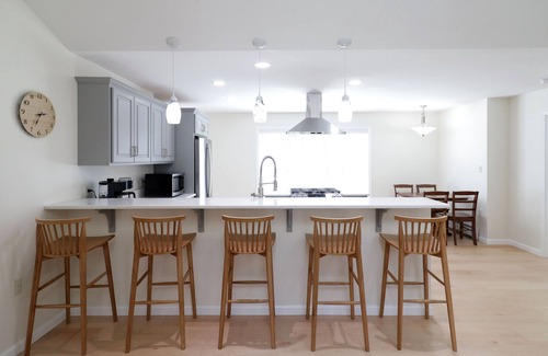 Park Forest Village House | Charming home near PSU - built for memorable game days and family visits