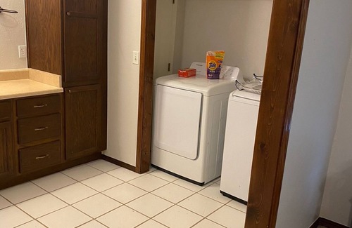 Norman House | Charming Home Near Campus & Downtown – Walk to OU!