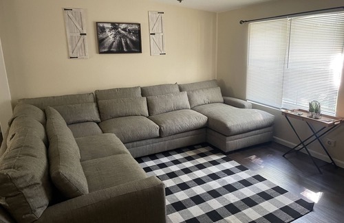 Verona House | Charming Home Near The Ark Encounter