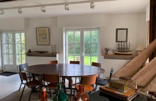 Ostend City Centre House | Charming Home w Garden, cleaning included