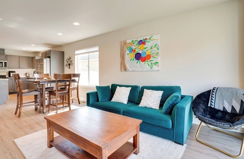 East Wenatchee House | Charming Home w/Mtn & Columbia River Views!