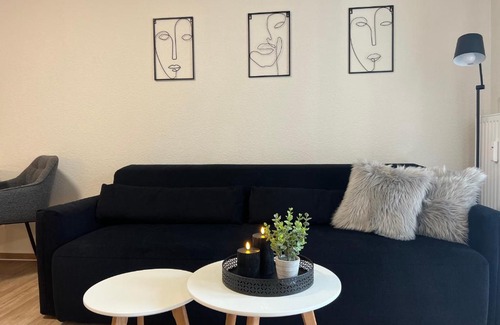 Weyhausen Apartment | Charming Homes - Studio 16