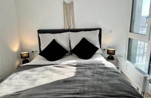 Weyhausen Apartment | Charming Homes - Studio 15