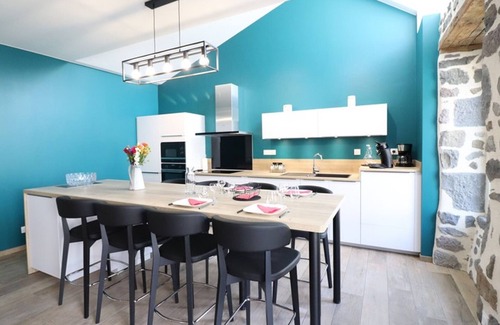 Anglards-de-Salers Cottage | Charming House Near Salers with Parking, Balcony, and Modern Amenities