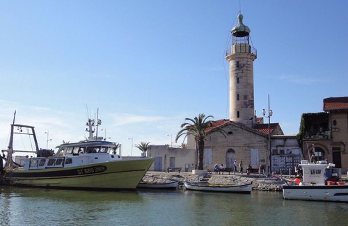 Mireval House | Charming house 2 steps from the sea in the historic center of the village