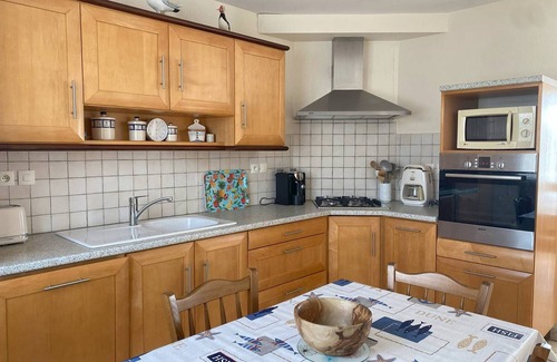 Pleumeur-Bodou House | Charming house 300m from the sea, Ile Grande, parking included