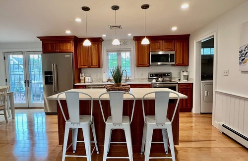 North Chatham House | Charming House Close to Downtown-Pier-Beach
