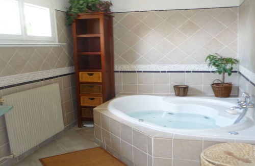 Anglars-Juillac House | Charming house, superb private pool, 7 people, classified 3 *