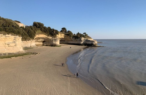 Meschers-sur-Gironde House | Charming house on the beach (400m) in Meschers/Gironde