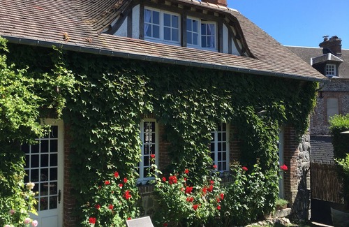 Veules-les-Roses House | CHARMING HOUSE IN THE CENTER OF VELES LES ROSES