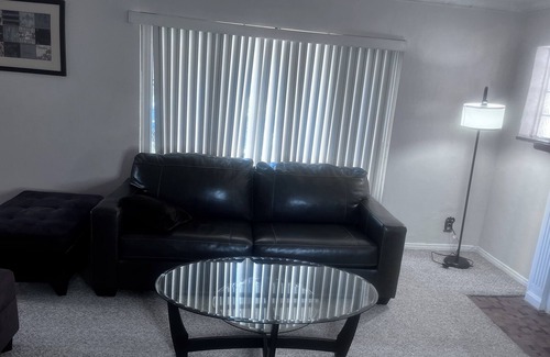 Detroit House | Charming house in amazing Detroit with WiFi, AC