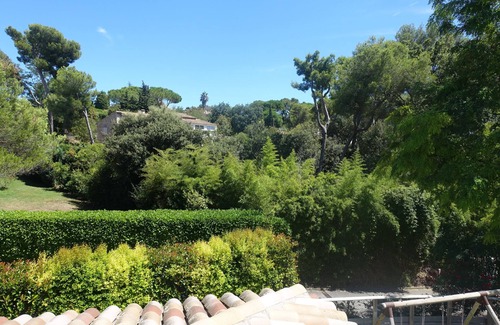 Antibes House | CHARMING HOUSE IN ANTIBES WITH SWIMMING POOL CLOSE TO THE BEACH