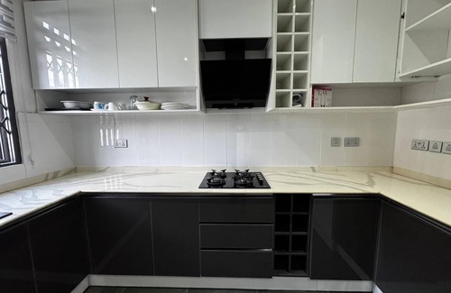 Krachi House | Charming house in gorgeous East Legon,Accra Ghana with AC, WiFi and security