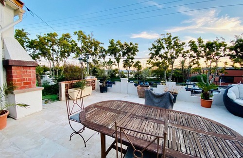 16th Arrondissement Villa | Charming house in l'Estaque on the first line facing the sea