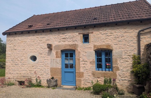 Langres Cottage | Charming house in Langres with Wi-Fi and parking