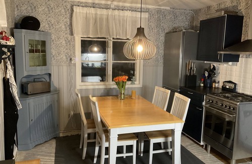 Ratan Cottage | Charming house on large plot with lake view - close to nature and skiing