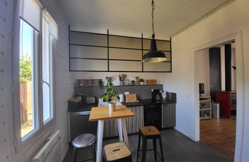 Carcans House | Charming house, pets welcome, forest, lake and ocean