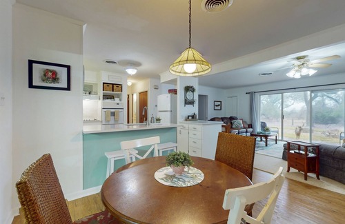 Rockport House | Charming house with backyard, patio, fire pit & game room with foosball table