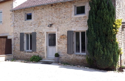 Bouilland House | CHARMING HOUSE WITH COURTYARD GARDEN BEAUTIFULLY RESTORED bucolic Village *