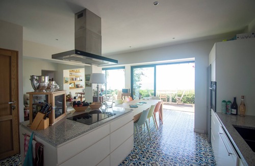 Le Lavandou Villa | Charming House with Sea View, Nestled in the Heights of Pramousquier