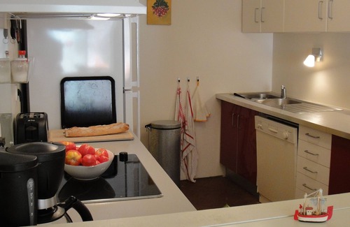 Rivesaltes House | Charming house with patio 10 km from the beaches