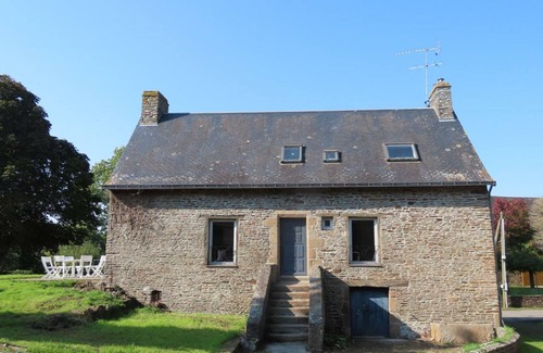 Boucey Cottage | Charming House with Garden, Fireplace, Near Mont Saint-Michel, Sleeps 12